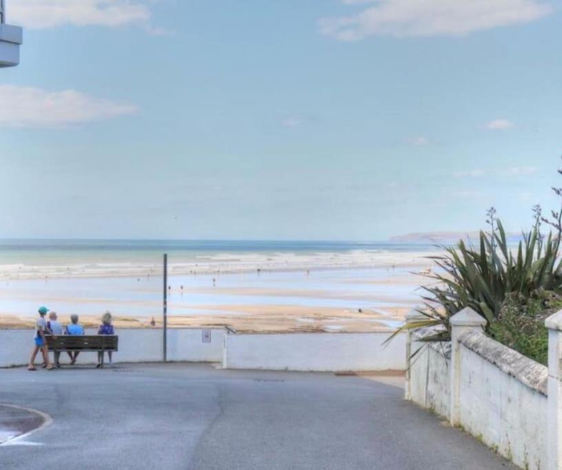 Seaside Modern *